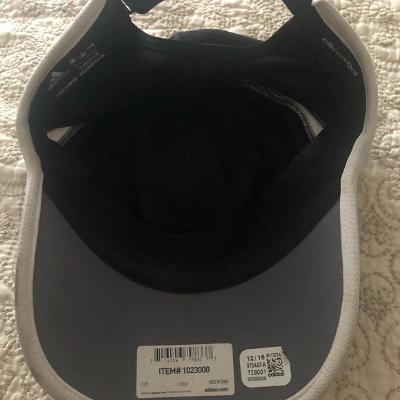 Adidas hat - Picture 2 of 3